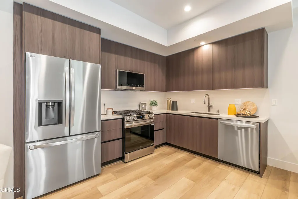 Additional image 45 of 150 S Oak Knoll Avenue Unit 205, Pasadena, CA 91101