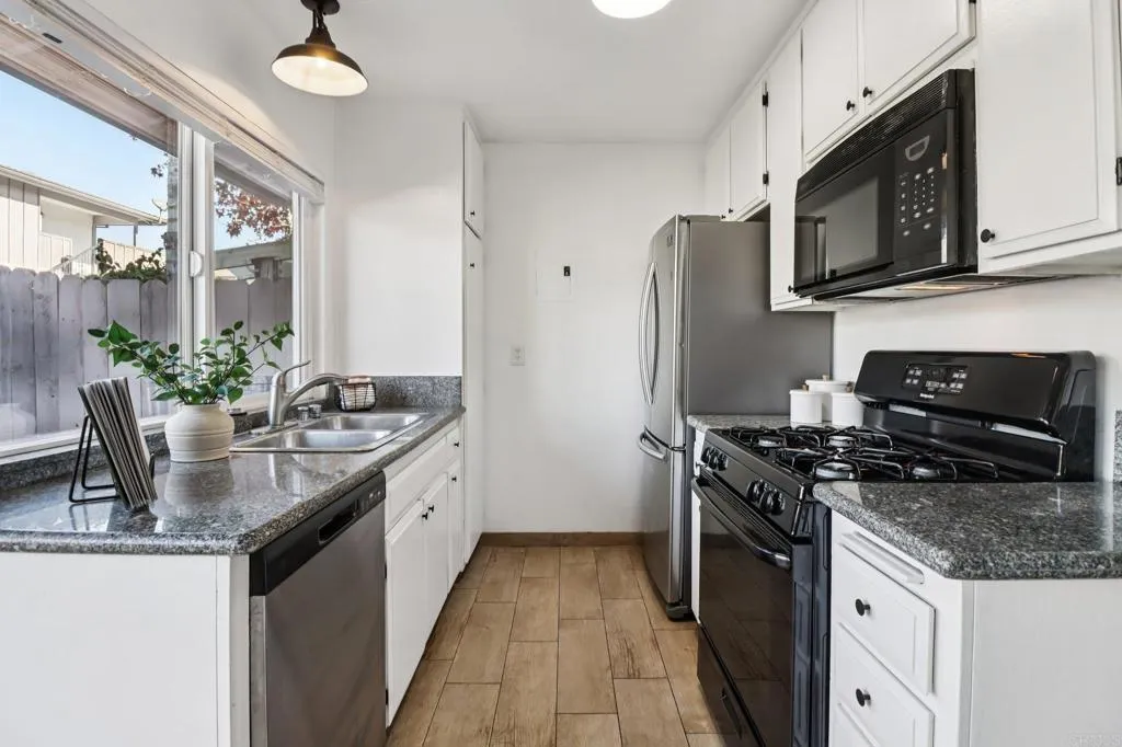 Additional image 15 of 3434 Seabreeze Walk, Oceanside, CA 92056