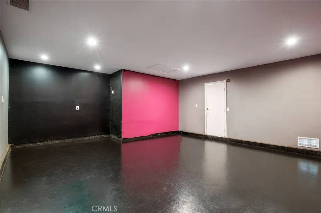 Additional image 25 of 857 E 109th Pl, Los Angeles, CA 90059