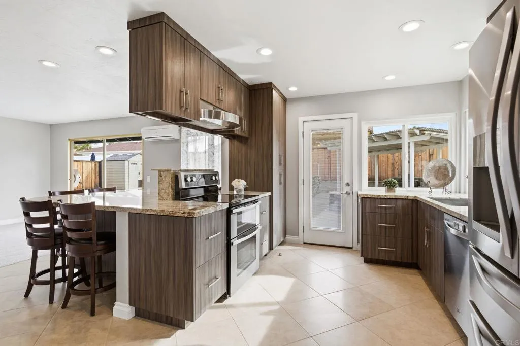 Additional image 64 of 1711 Oak Hill Dr, Escondido, CA 92027