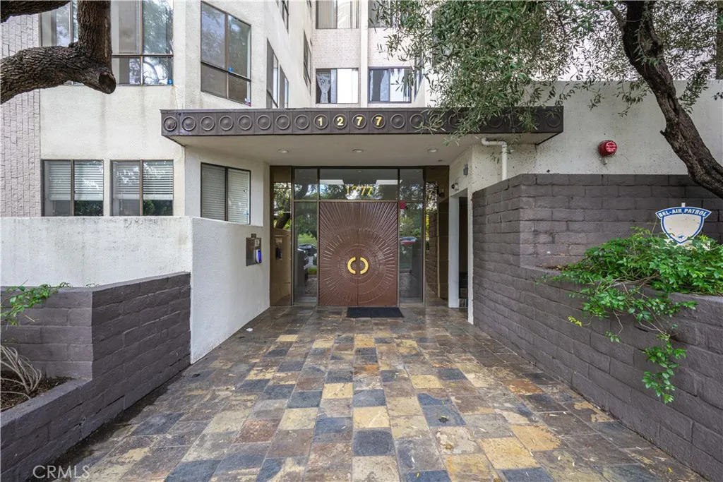 Additional image 35 of 1277 S Beverly Glen Boulevard Unit 405, Los Angeles, CA 90024
