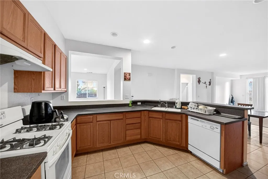 Additional image 17 of 16649 Denham Ln, Victorville, CA 92395