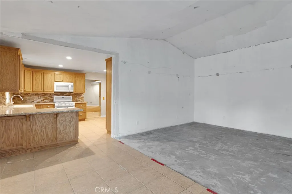 Additional image 14 of 13934 Okesa Rd, Apple Valley, CA 92307