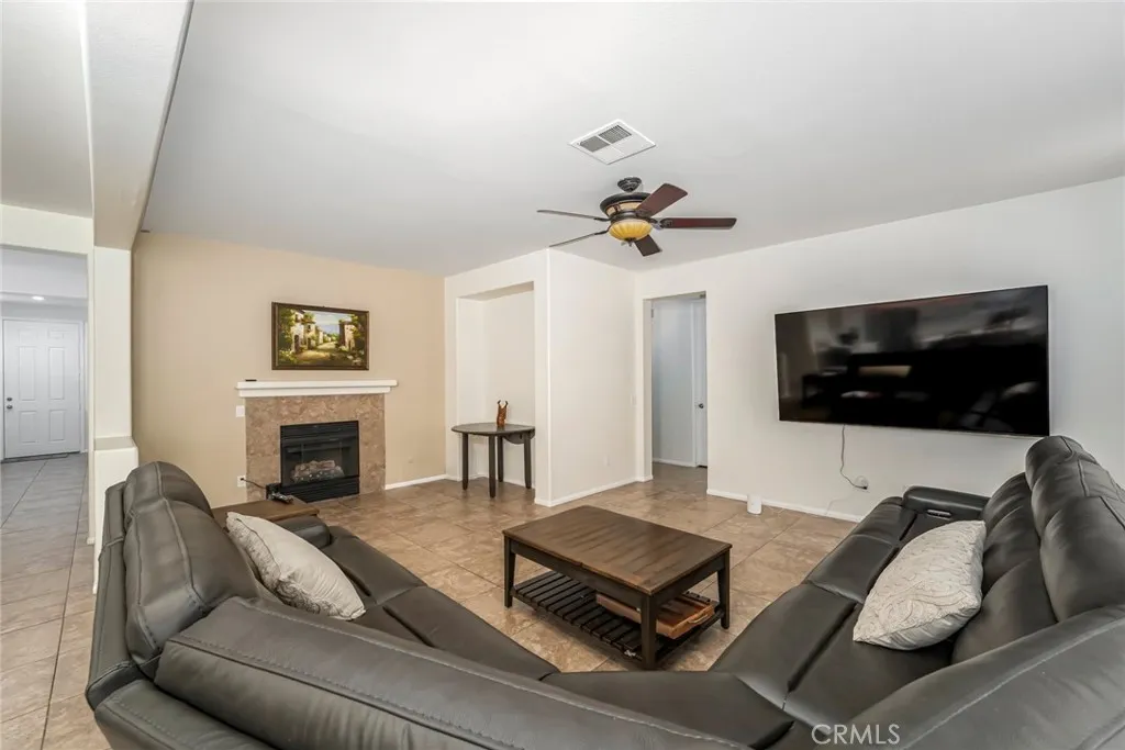 Additional image 15 of 476 Peregrine Ln, San Jacinto, CA 92582