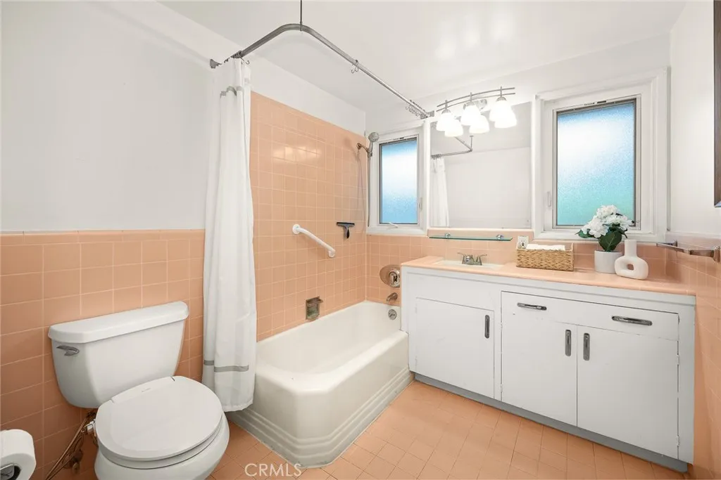 Additional image 45 of 924 S Orange Grove Blvd Unit D, Pasadena, CA 91105