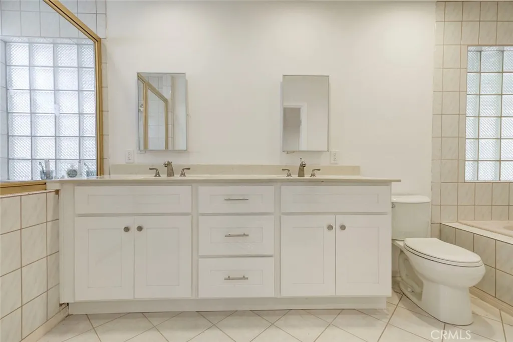 Additional image 32 of 20264 Lassen Street, Chatsworth, CA 91311