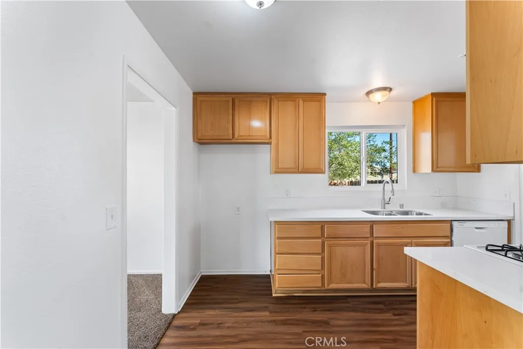 Additional image 53 of 45581 6th Street E, Lancaster, CA 93535