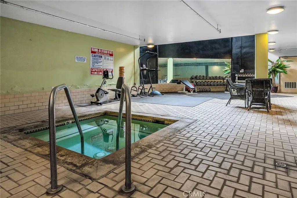 Additional image 28 of 750 S Bundy Dr Unit 108, Los Angeles, CA 90049