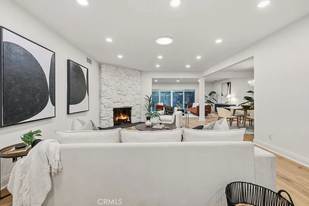 Additional image 84 of 5725 Rhodes Avenue, Valley Village, CA 91607