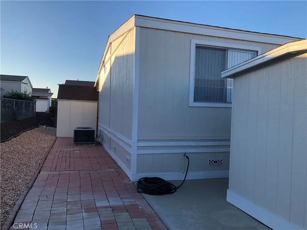 Additional image 51 of 307 S Smith Ave, Corona, CA 92882