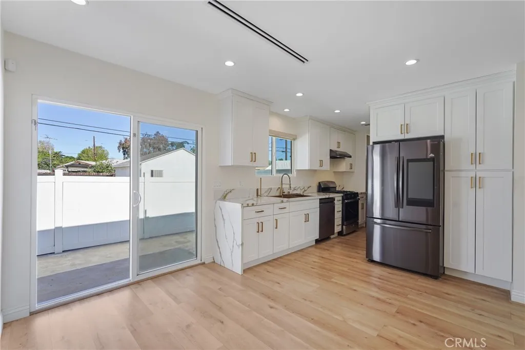 Additional image 55 of 12317 Roscoe, Sun Valley, CA 91352