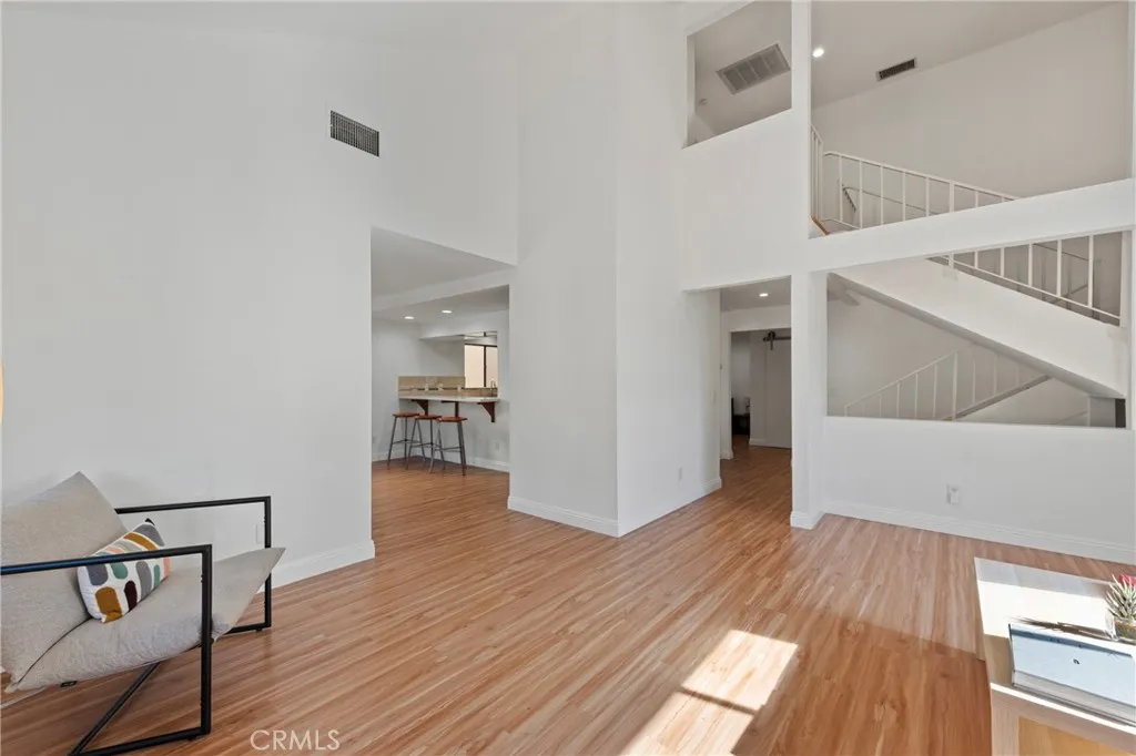 Additional image 12 of 1832 Redcliff Street, Los Angeles, CA 90026