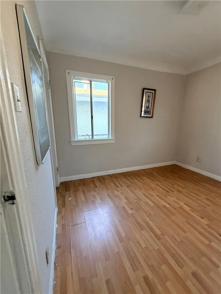 Additional image 20 of 2452 Adriatic Ave, Long Beach, CA 90810