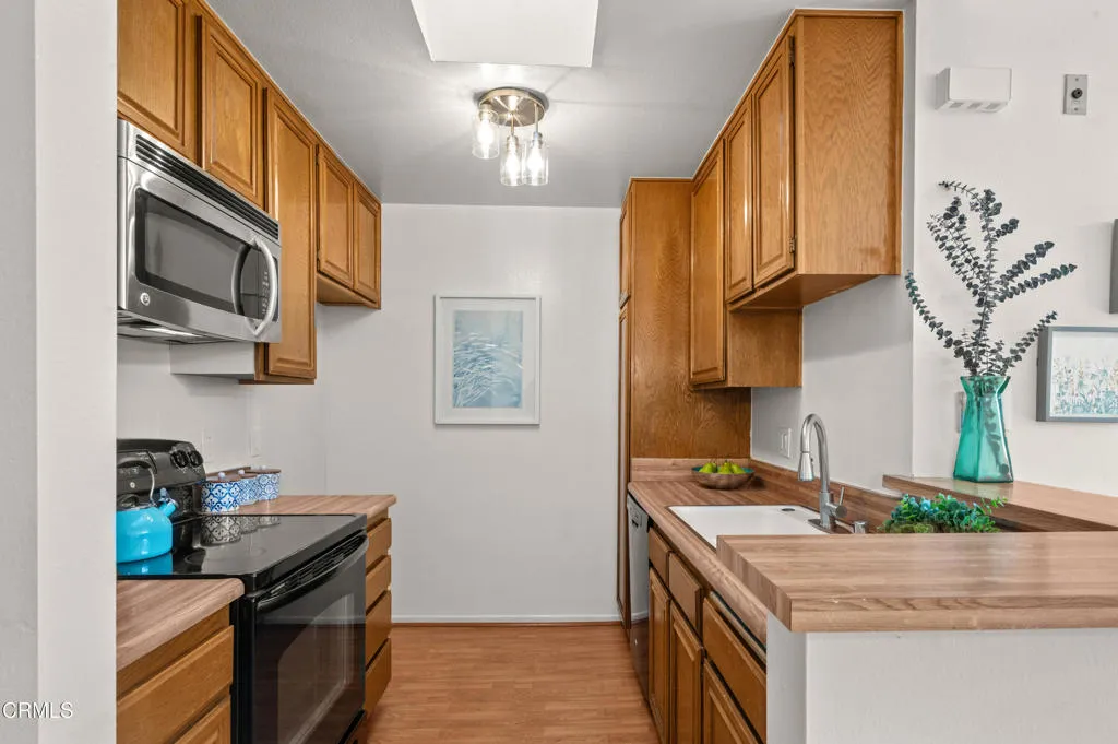 Additional image 12 of 3961 Via Marisol Unit 316, Los Angeles, CA 90042