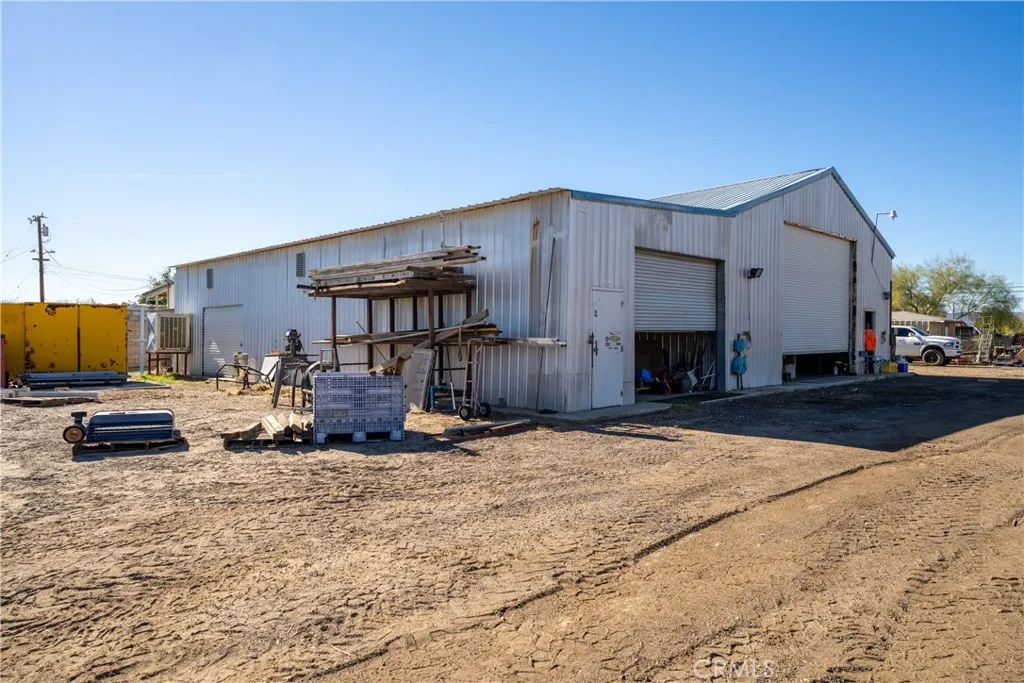 Additional image 15 of 42622 3rd St E, Lancaster, CA 93535