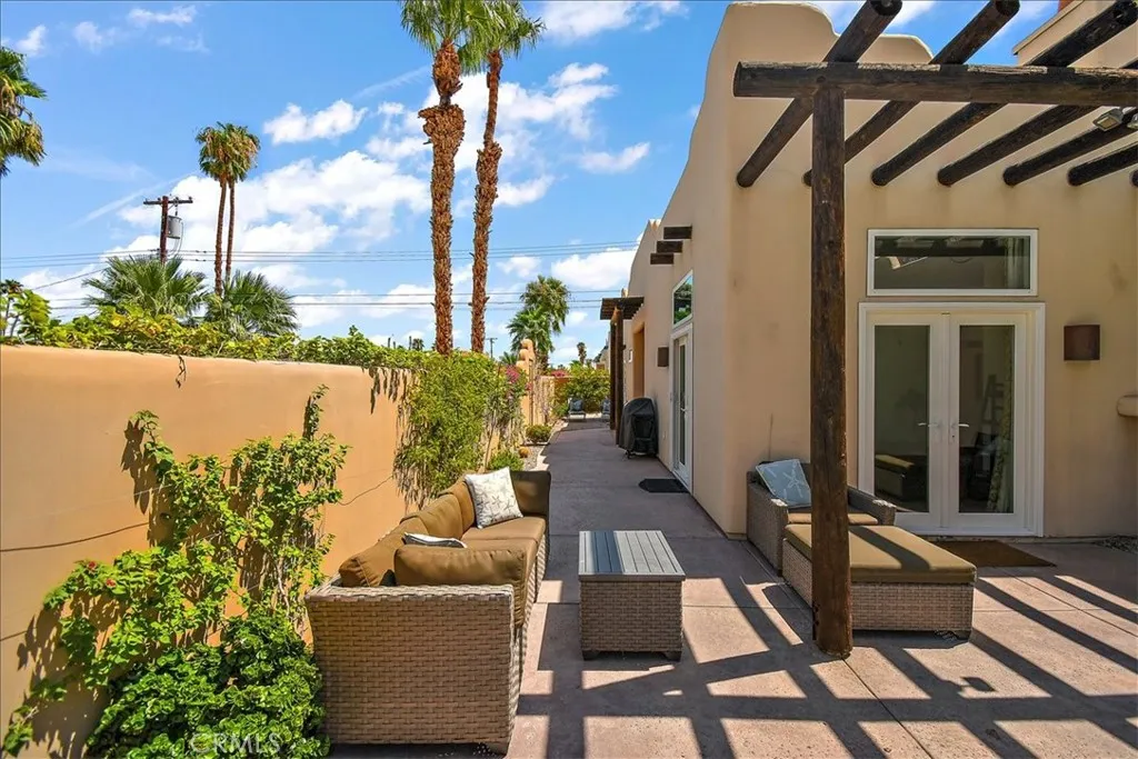 51770 Avenida Madero, La Quinta, CA 92253