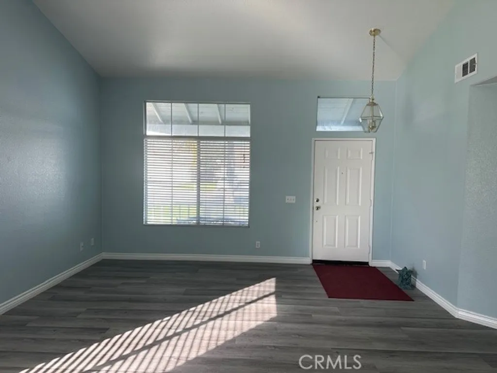 Additional image 5 of 1343 W La Gloria Dr, Rialto, CA 92377