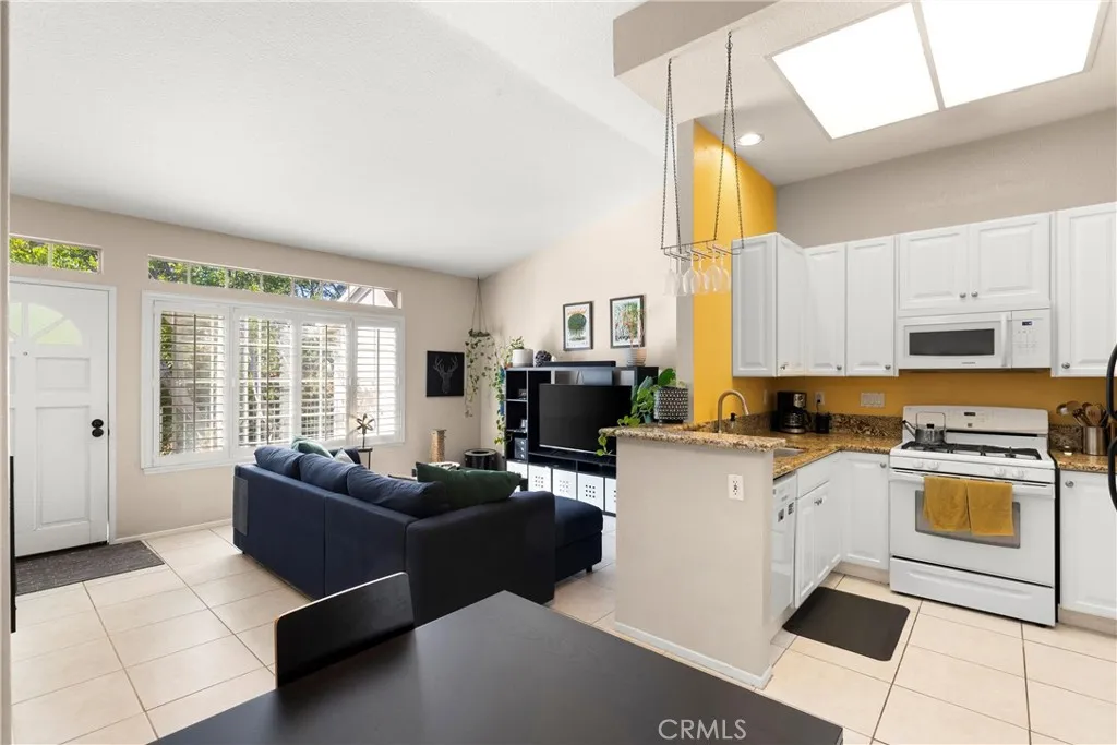 Additional image 25 of 27 Castano, Rancho Santa Margarita, CA 92688