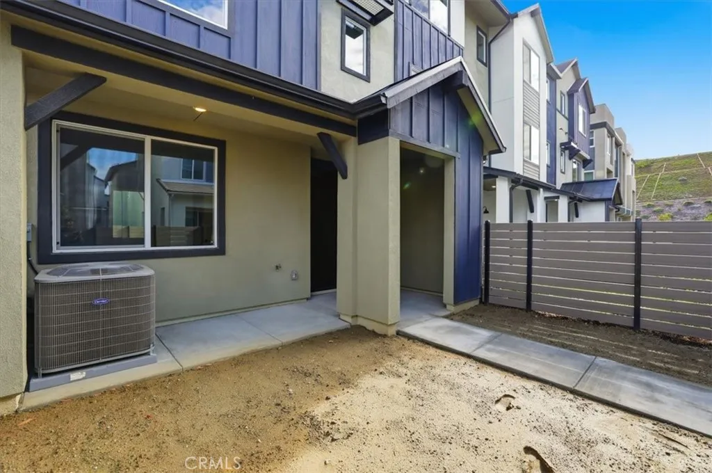 Additional image 3 of 27321 Bear Creek Lane, Valencia, CA 91381