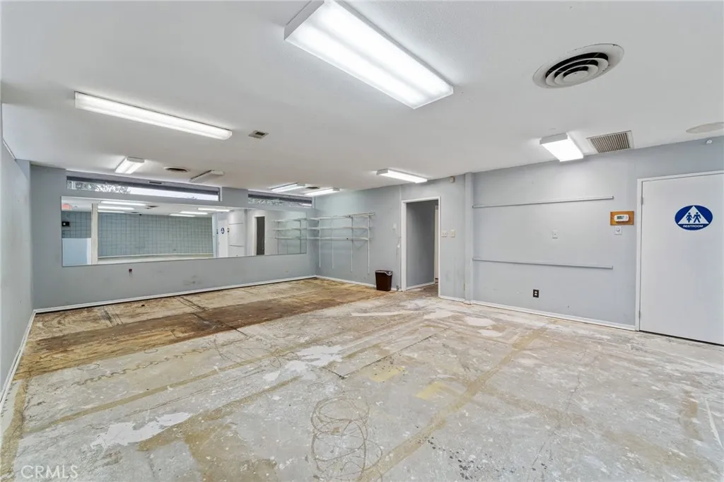 Additional image 73 of 3535 E 7th St, Long Beach, CA 90804