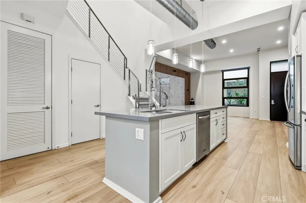 Additional image 44 of 133 The Promenade N Unit 118, Long Beach, CA 90802