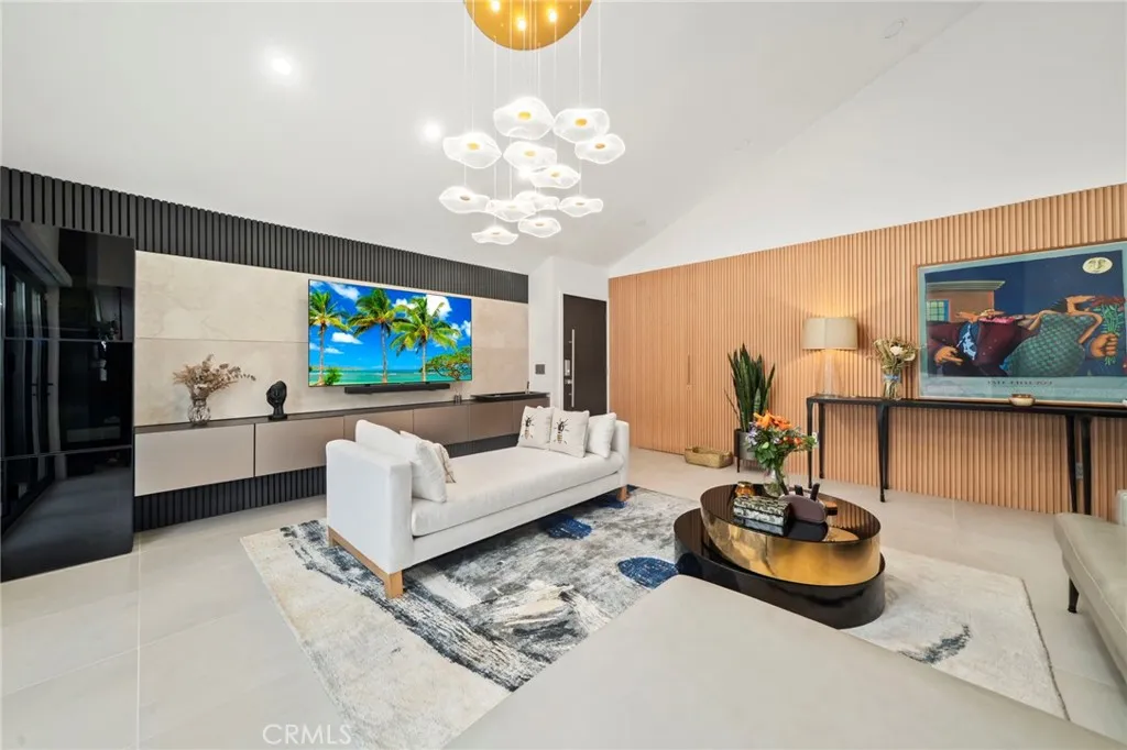 Additional image 47 of 985 Begonia Avenue, Costa Mesa, CA 92626