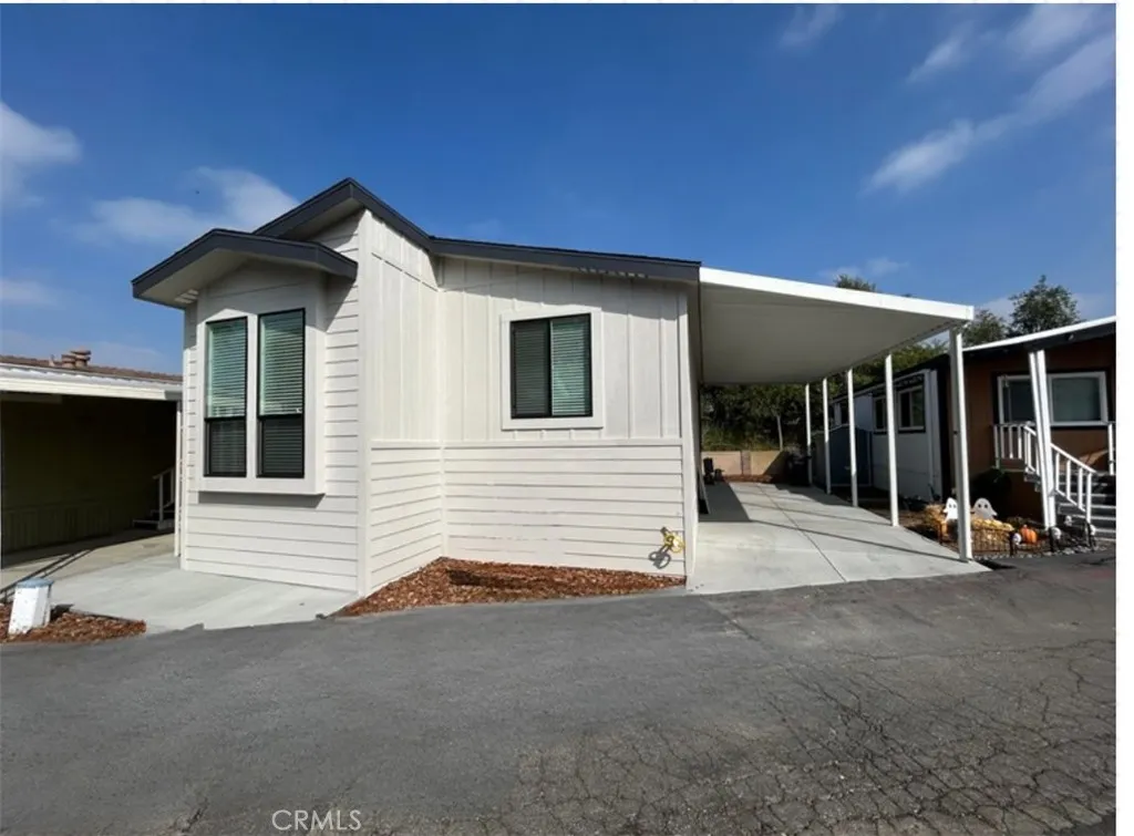 Additional image 2 of 17261 Gothard Street Unit 13, Huntington Beach, CA 92647