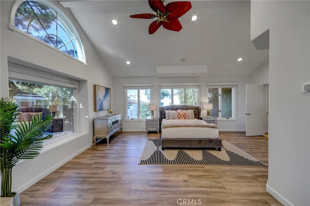 Additional image 68 of 11771 Laurelwood, Studio City, CA 91604