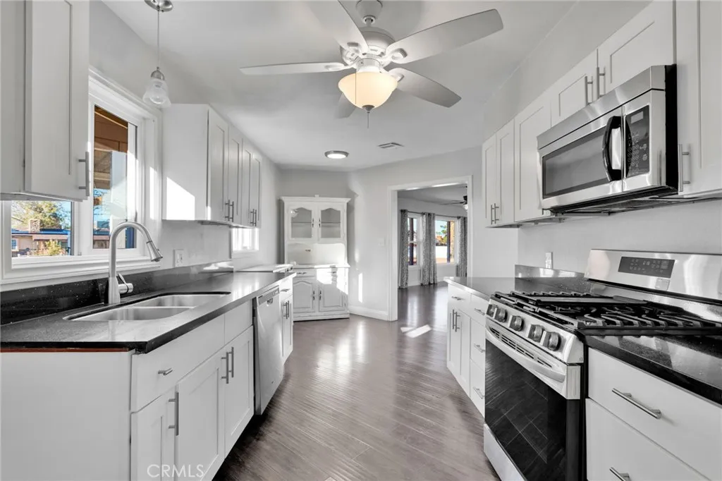 Additional image 66 of 14573 Gayhead Rd, Apple Valley, CA 92307