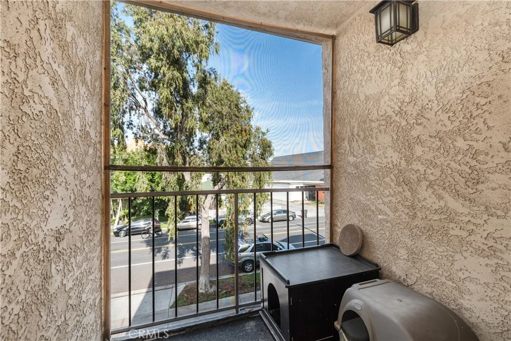 Additional image 56 of 1244 E 3rd St Unit 201, Long Beach, CA 90802