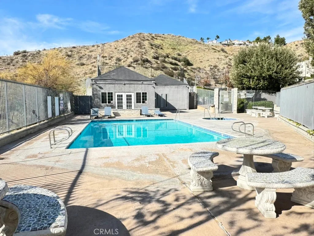 Additional image 12 of 18209 Sierra Hwy Unit 82, Canyon Country, CA 91351