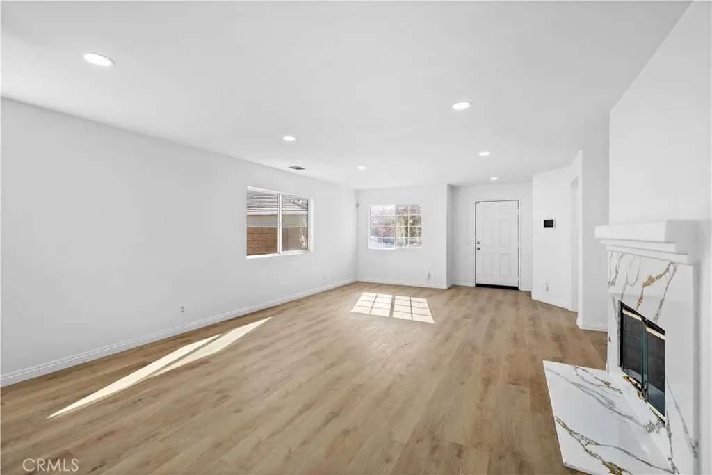 Additional image 46 of 555 Koufax Drive, Lancaster, CA 93535