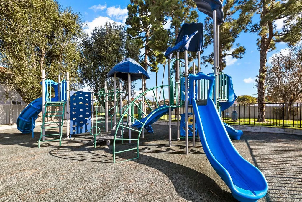 Additional image 75 of 19844 Berkshire Ln, Huntington Beach, CA 92646