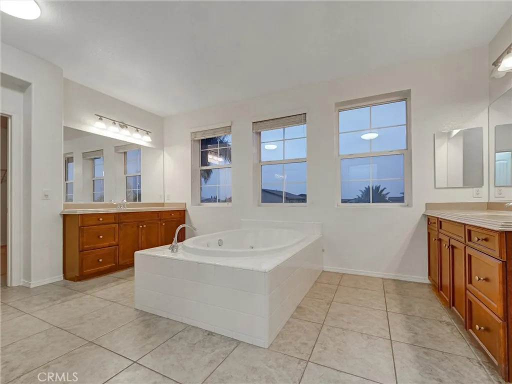 Additional image 46 of 14169 Emmerglen Way, Eastvale, CA 92880