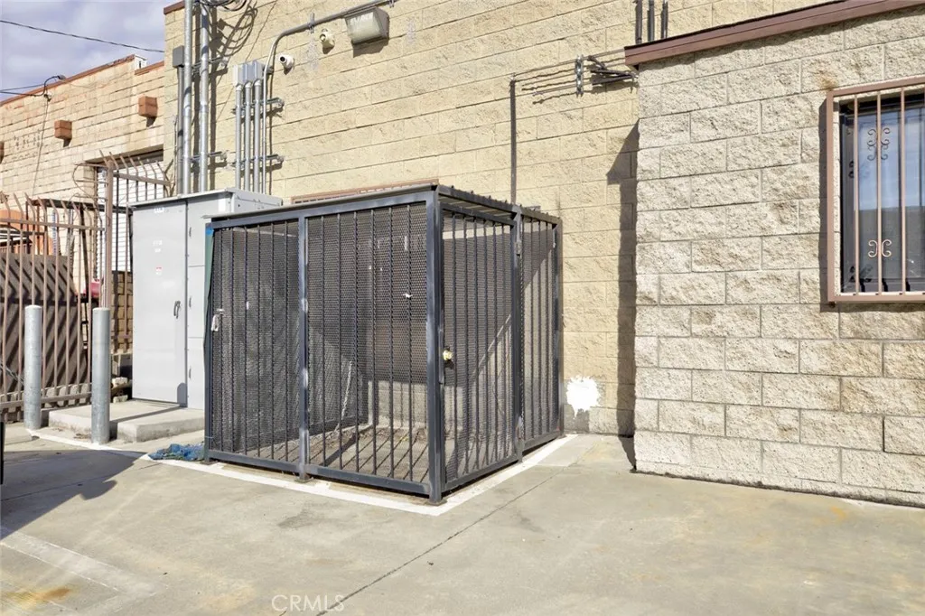 Additional image 52 of 18417 Bryant Street, Northridge, CA 91325