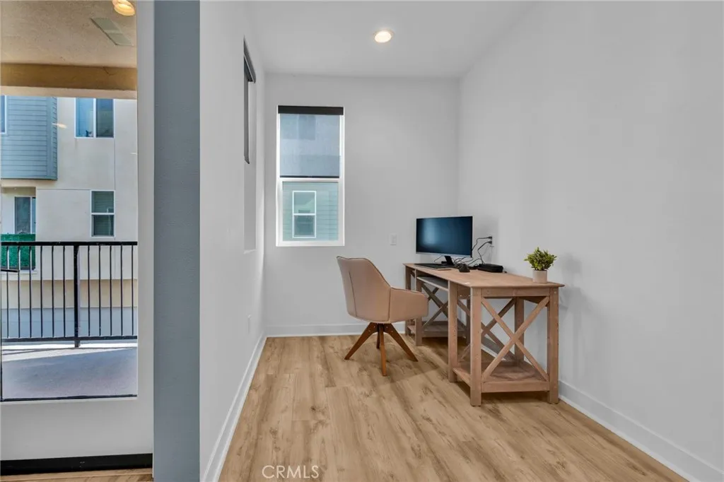 Additional image 11 of 318 Bridgewater Way Unit 5, Gardena, CA 90247