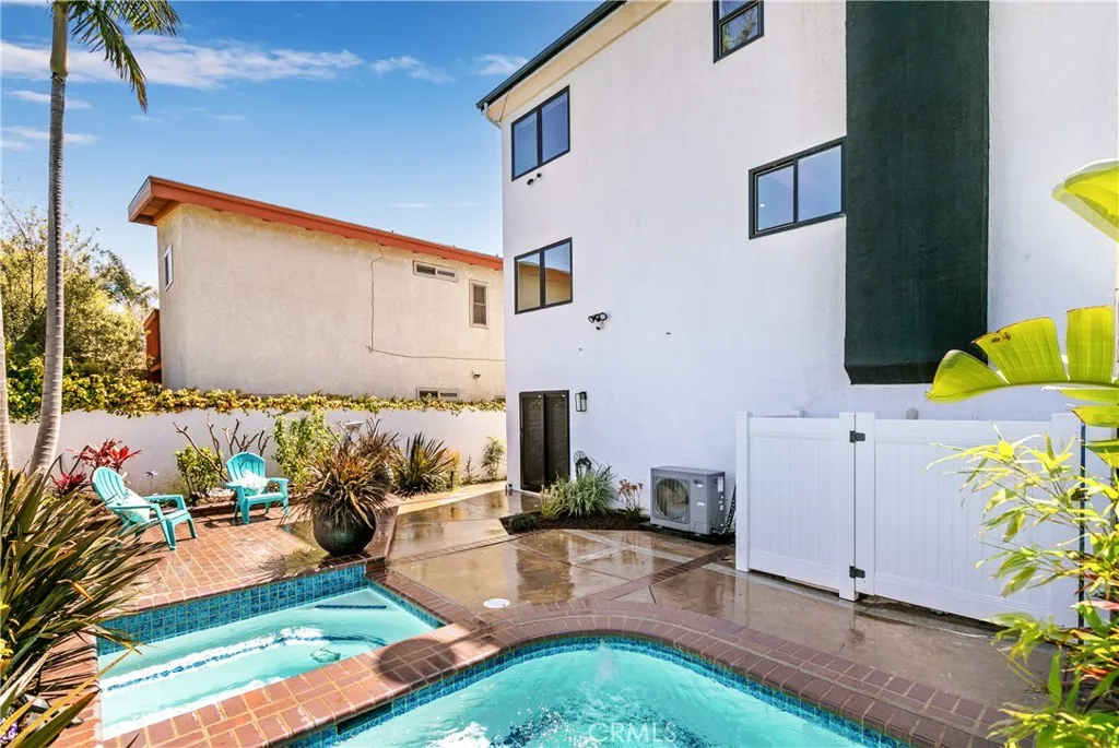 Additional image 94 of 4651 Los Patos Ave, Huntington Beach, CA 92649