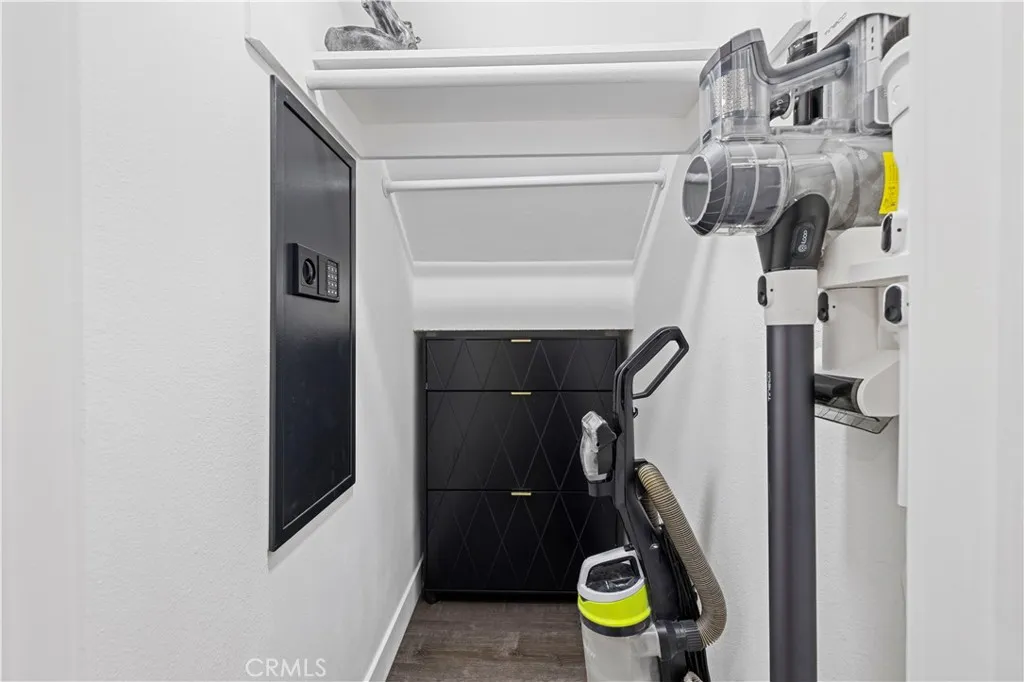 Additional image 36 of 10061 Melinda Way Unit 2, Northridge, CA 91325