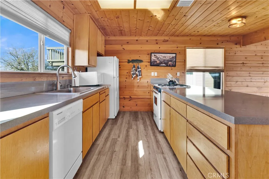 Additional image 16 of 2433 Stern Deck Rd, Bradley, CA 93426