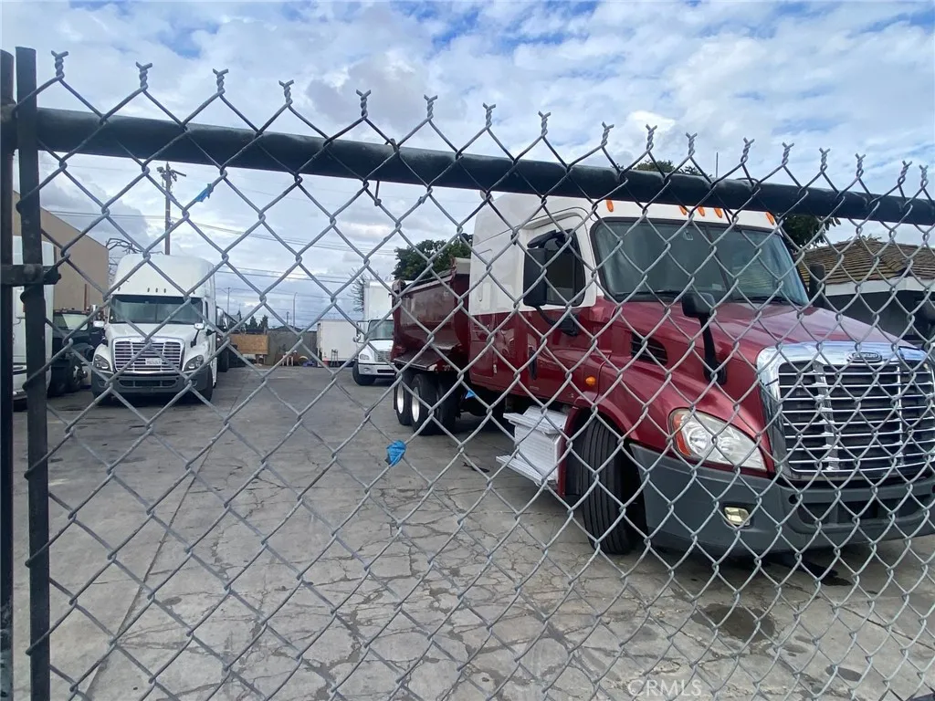 Additional image 24 of 2035 W 15th St, Long Beach, CA 90813