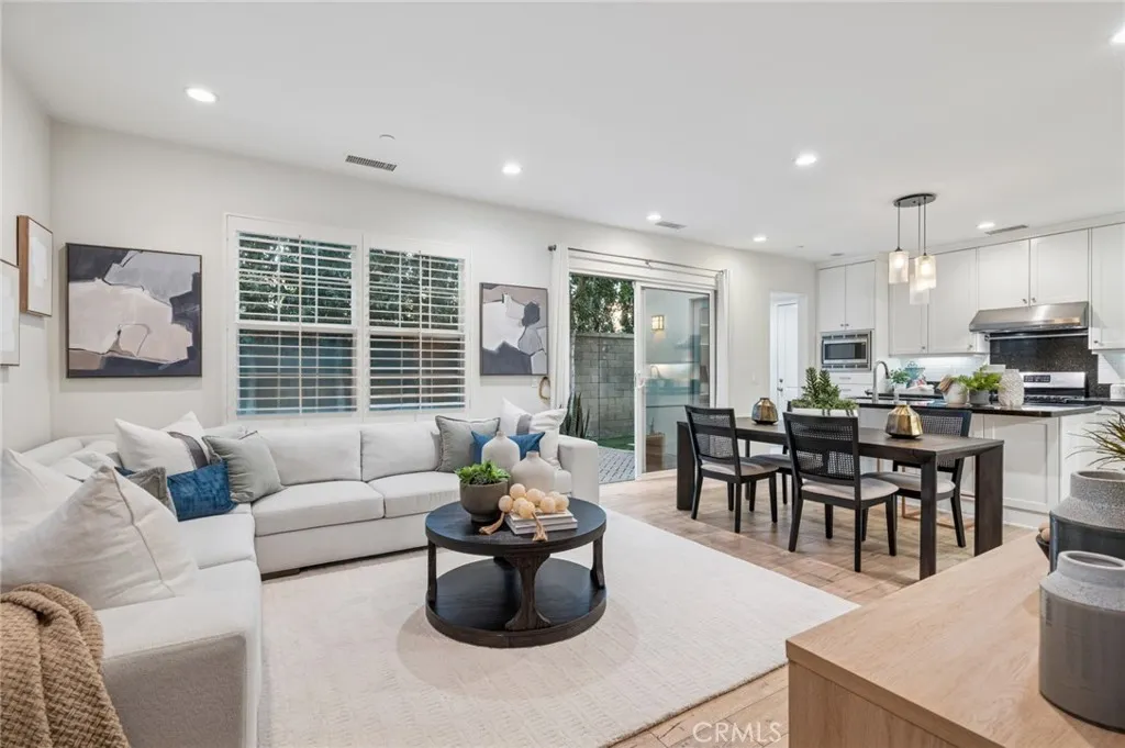 Additional image 37 of 57 Strawberry Grove, Irvine, CA 92620