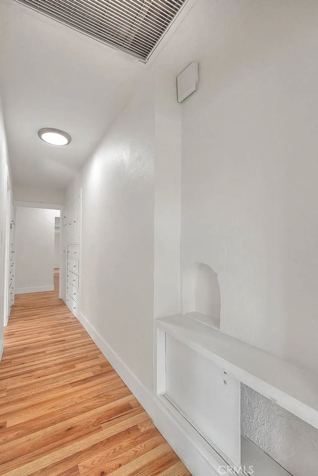 Additional image 37 of 547 W 106th St, Los Angeles, CA 90044