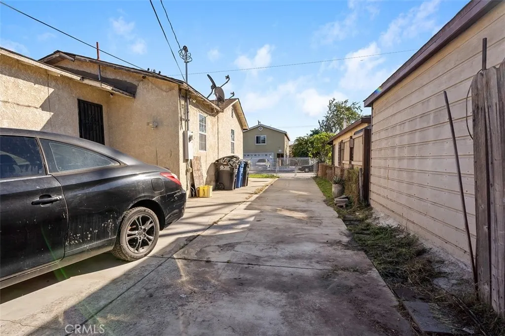 Additional image 29 of 1343 S La Verne Avenue, East Los Angeles, CA 90022