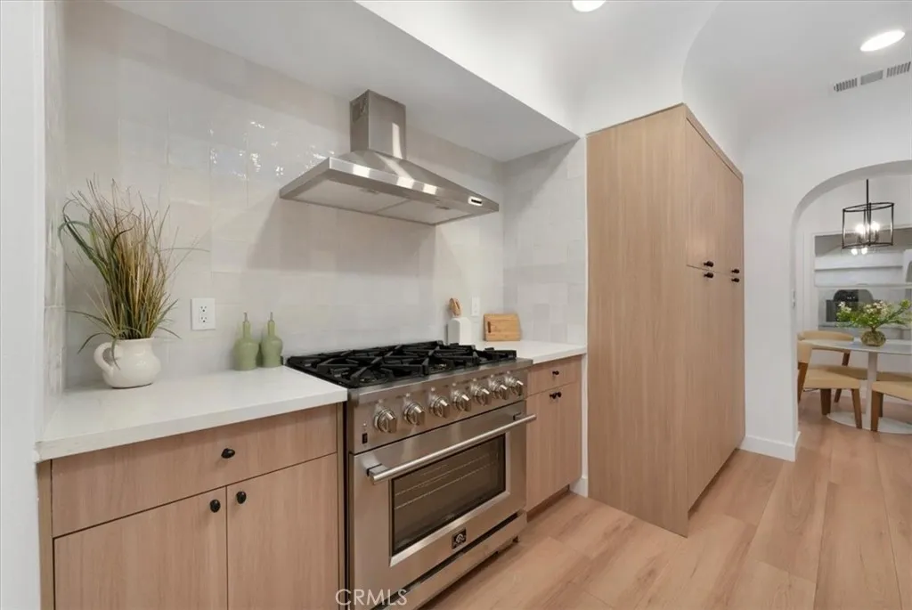 Additional image 48 of 3905 Roxton Avenue, Los Angeles, CA 90008