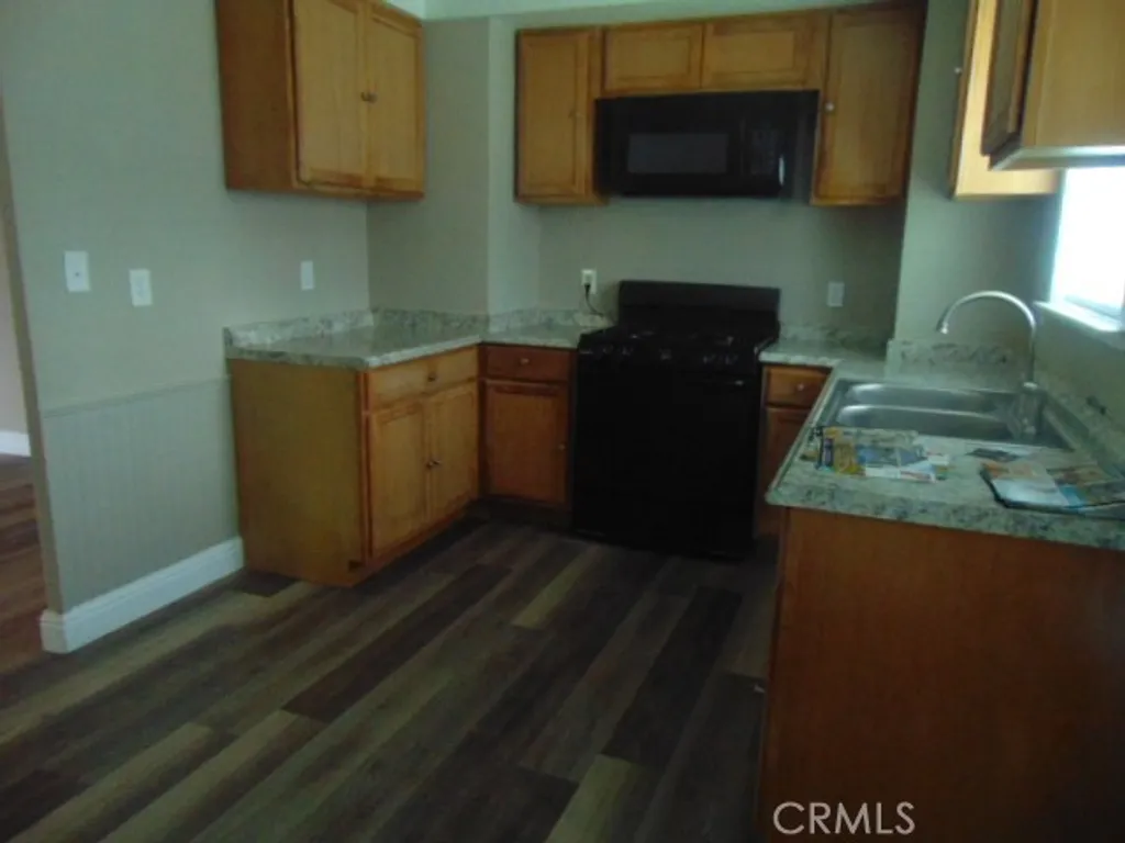 Additional image 4 of 1359 2nd St, Red Bluff, CA 96080