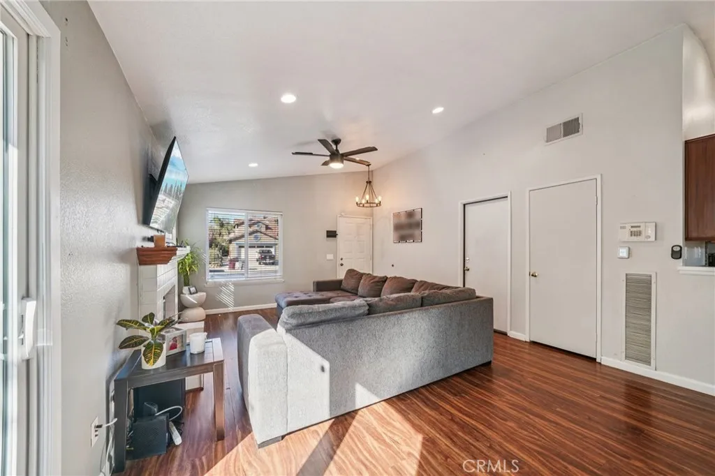 Additional image 67 of 10374 Crossing Green Cir, Moreno Valley, CA 92557