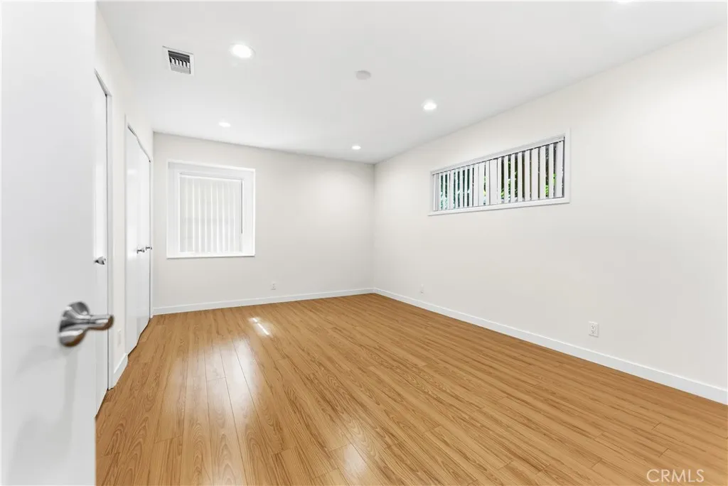 Additional image 20 of 15210 Cohasset Street, Van Nuys, CA 91405