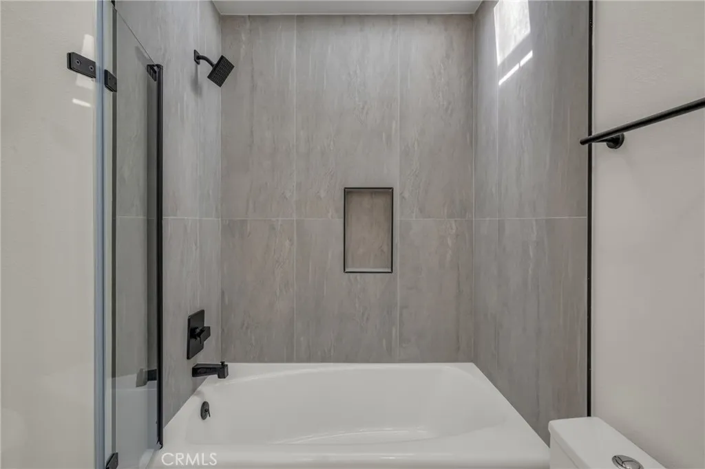 Additional image 92 of 4001 Warner Ave, Huntington Beach, CA 92649