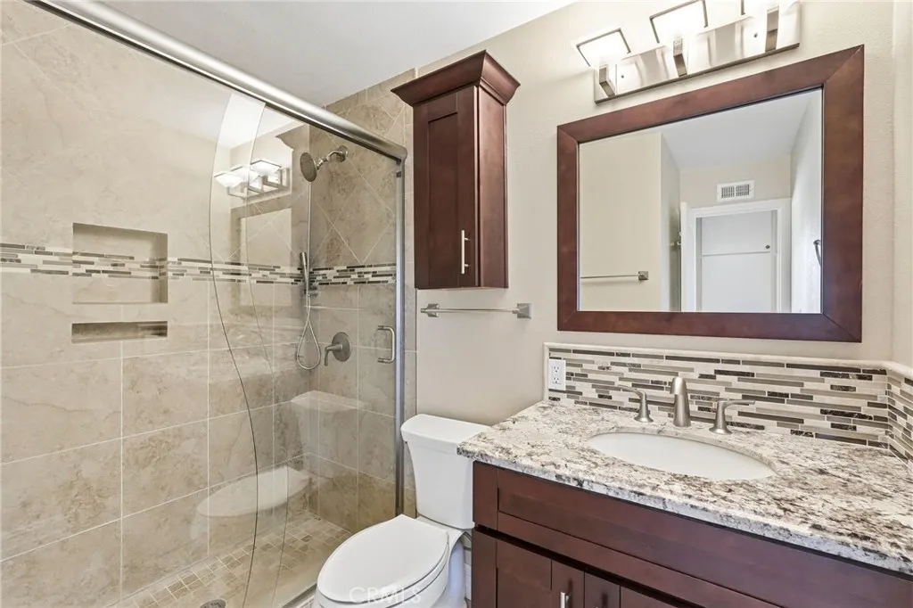 Additional image 21 of 19208 Hamlin Street Unit 5, Reseda, CA 91335