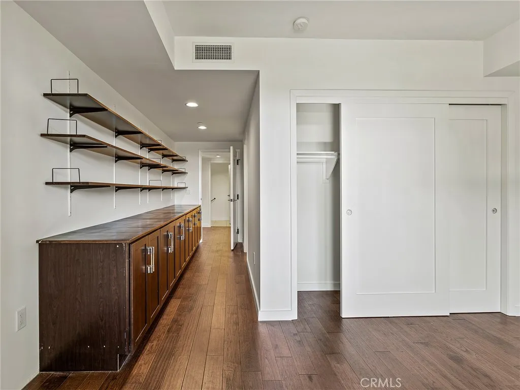 Additional image 19 of 920 Granite Drive Unit 213, Pasadena, CA 91101